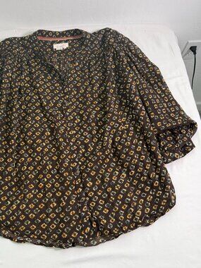 Anthropologie Brown Sheer Blouse Size Large Boho Print Button Front Flowy Top